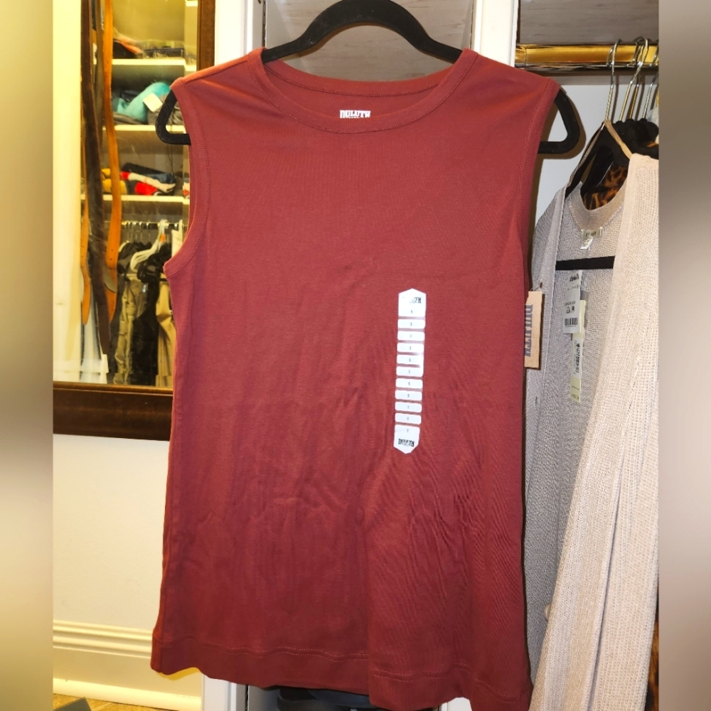 NWT Duluth Trading Women's Longtail T Tanktop Small Burgundy